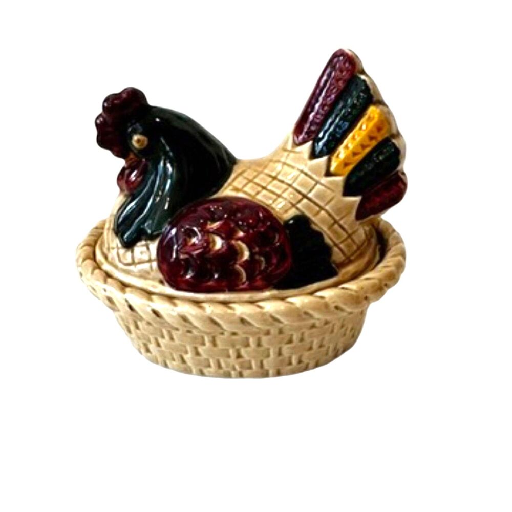 Vintage Metlox Poppytrail California Provincial Hen on Nest Covered Dish